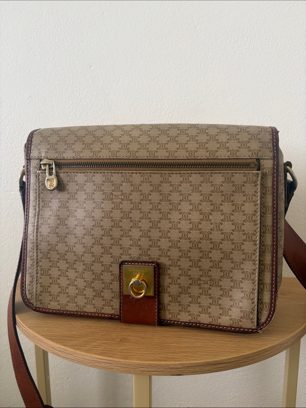 [VINTAGE] Celine Messenger Crossbody